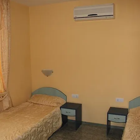 Guest House Vendégház *