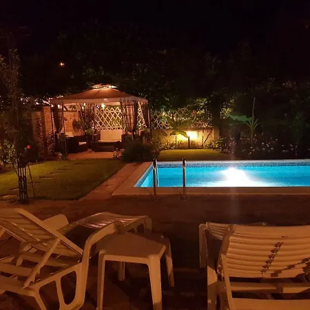 Vendégház Guest House *